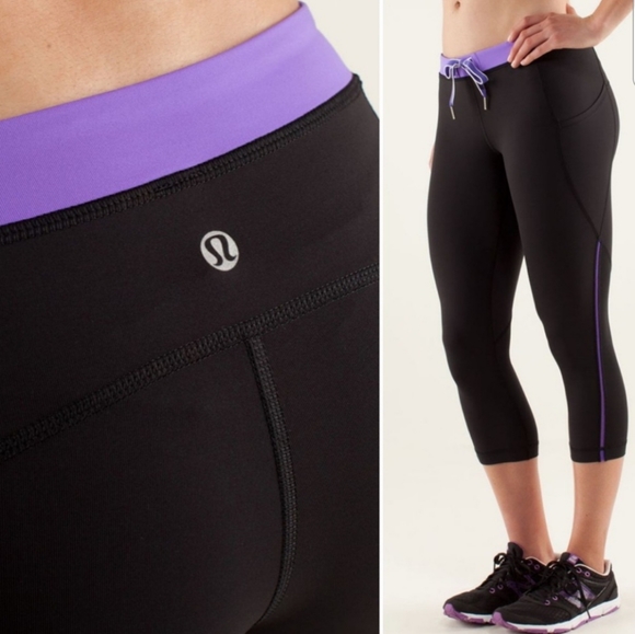 Lululemon Beach Runner Black Crop Tie Leggings 6 - Picture 3 of 13